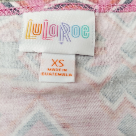 NWT LulaRoe Irma Aztec Geometric Tunic Top Short Sleeve XS - Picture 4 of 7